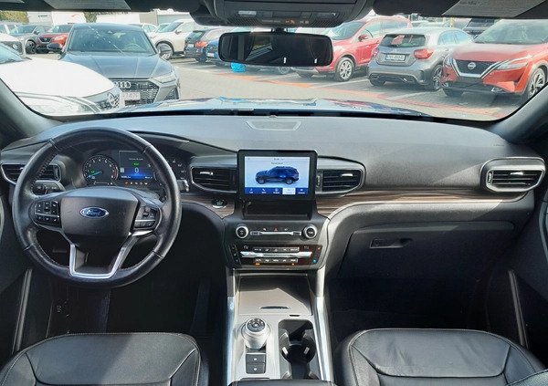 Ford Explorer cena 188000 przebieg: 55500, rok produkcji 2020 z Myślenice małe 301